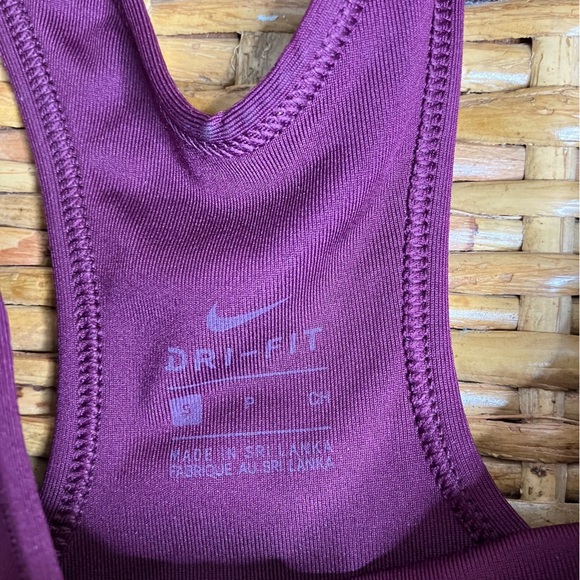 Nike Dri Fit Sports Bra - Picture 5 of 6
